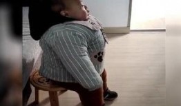 小板凳端坐吃瓜视频,共享吃瓜乐趣