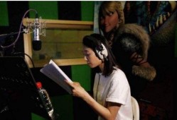 宫斗剧吃瓜配音视频,揭秘宫斗剧中的吃瓜盛宴