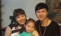 吃瓜李菁菁的视频大全,揭秘明星幕后趣事，视频大全带你领略喜剧魅力