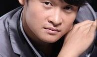 小沈龙吃瓜甜不甜视频在线观看,趣味视频带你揭秘甜蜜瞬间