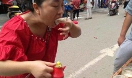 大妈给小孩买烂瓜吃视频,一场关于食品安全的教育警示