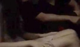 夜店吃瓜被打视频,吃瓜群众被打，现场视频曝光引热议