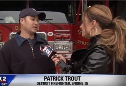 吃瓜罗伯特相关视频,揭秘网络红人的爆红之路