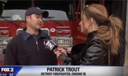 吃瓜罗伯特相关视频,揭秘网络红人的爆红之路