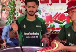 印度人吃瓜教学视频,跟着教学视频学吃瓜