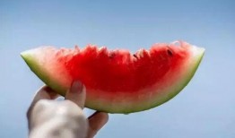 世界上吃瓜视频,揭秘各国奇闻异事短视频潮流