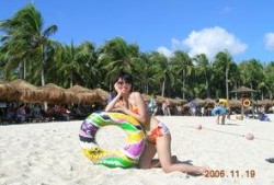 三亚吃瓜女王是谁啊视频,视频走红背后的故事