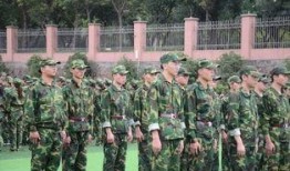 训练学姐吃瓜视频,揭秘校园生活趣味瞬间