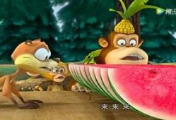 猪吃瓜搞笑视频,萌宠演绎欢乐喜剧