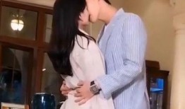 吻戏吃瓜现场视频,吻戏花絮曝光，吃瓜群众沸腾不已