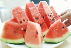 天全县吃瓜事件视频播放,视频曝光引发网友热议