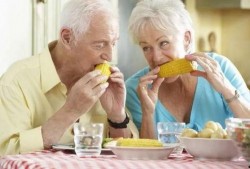 老年人吃红瓜好吗视频,老年人的健康佳品，营养与美味的双重享受